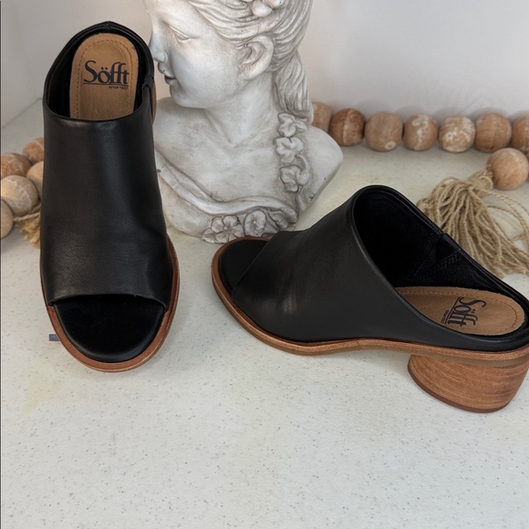 Sofft Aneesa MULES/ CLOGS, Black Leather, Women's Sz 6 - Picture 1 of 13
